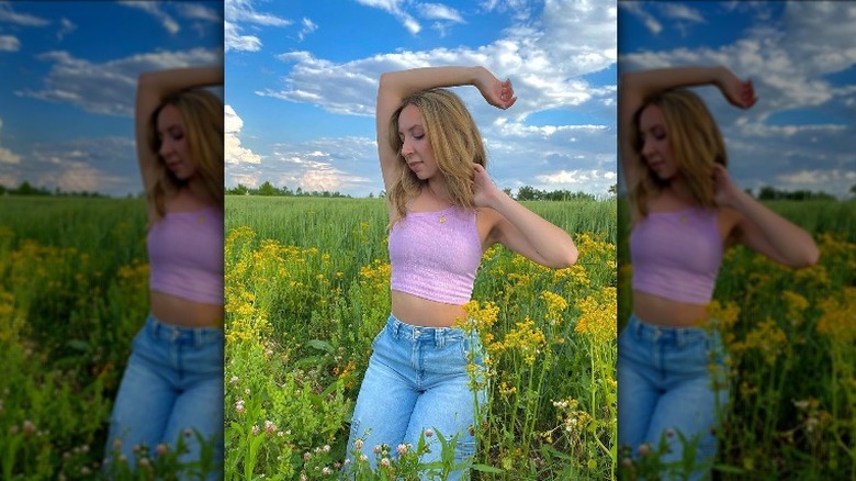 Model for American Eagle