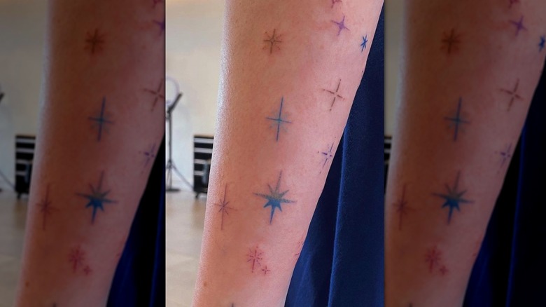 Sticker sleeve twinkles