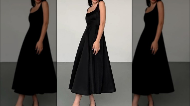 scoop-neck midi dress