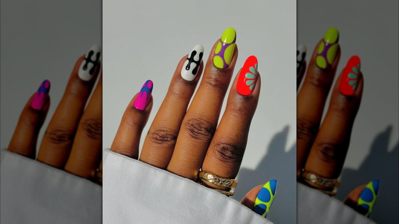 Neon nails on Instagram