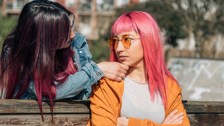 lesbians makeup after fight