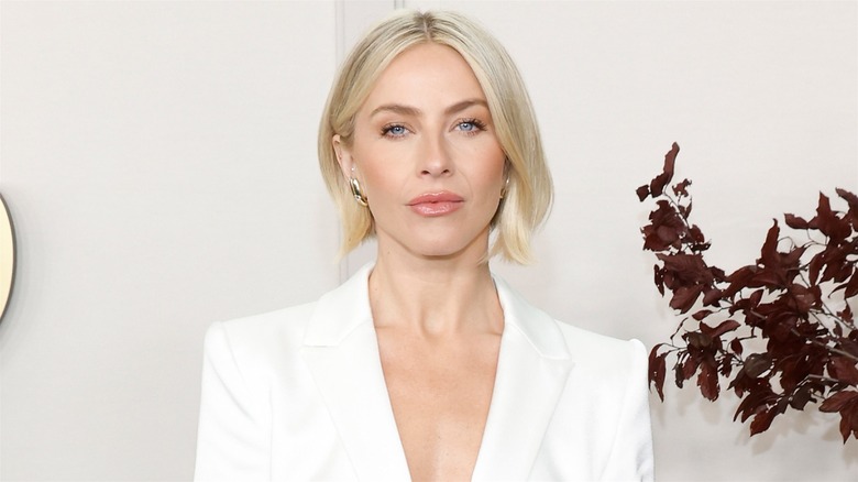 Julianne Hough with bob hair