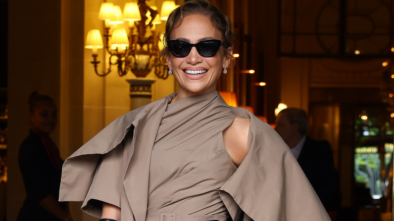 Jennifer Lopez posing