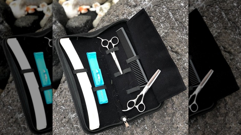 A CreaProducts hair bundle