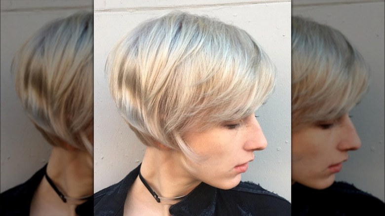 short blonde bob