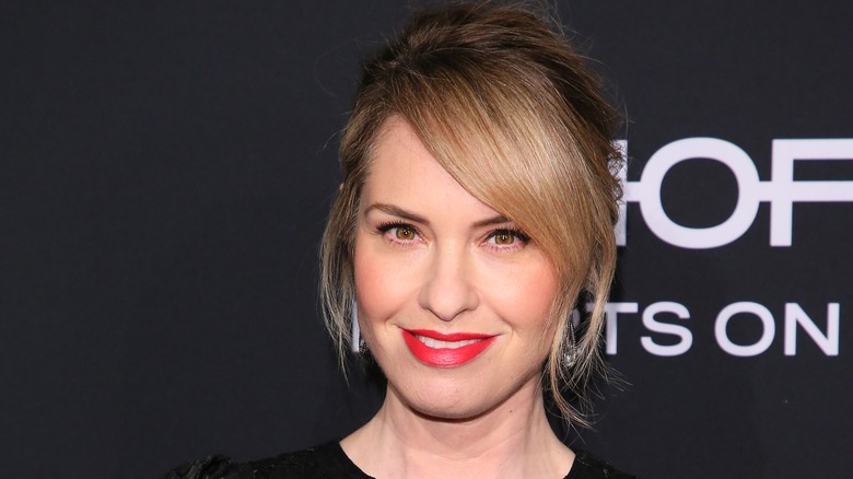 Leslie Grossman side bangs